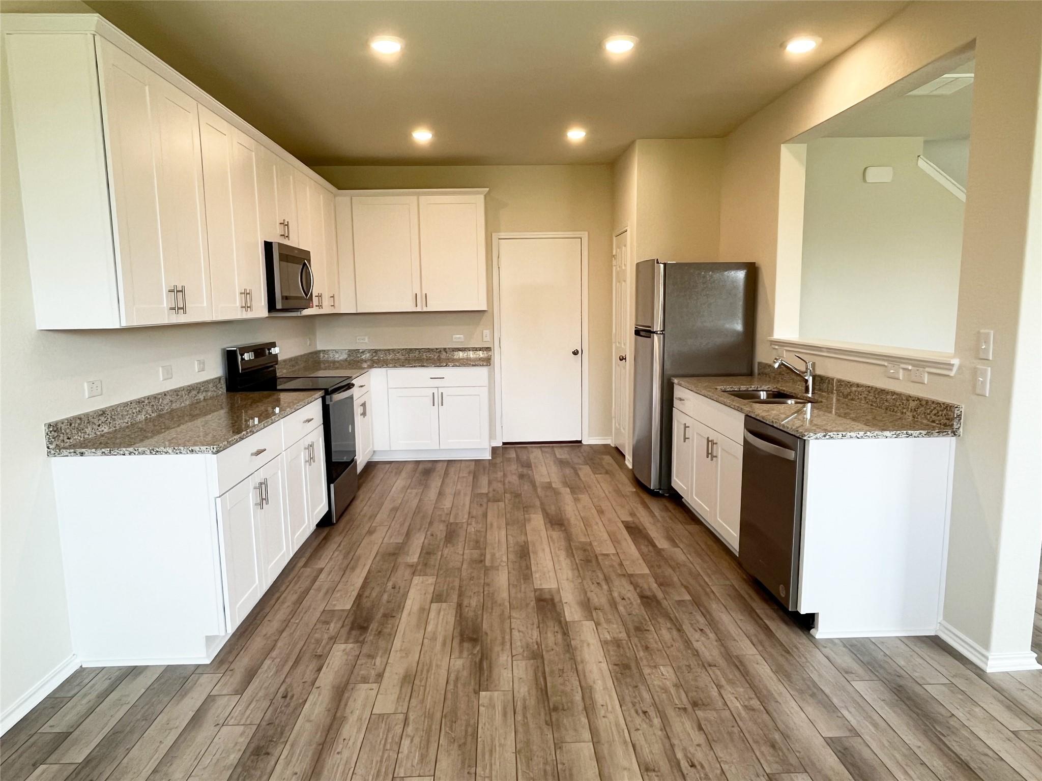 54 Pacific Loon St Leander, TX 78641