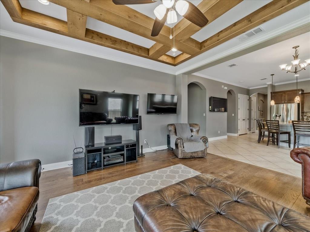 910 Wild Rose Dr Austin, TX 78737