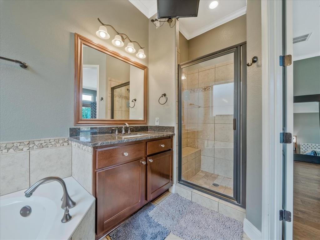 910 Wild Rose Dr Austin, TX 78737