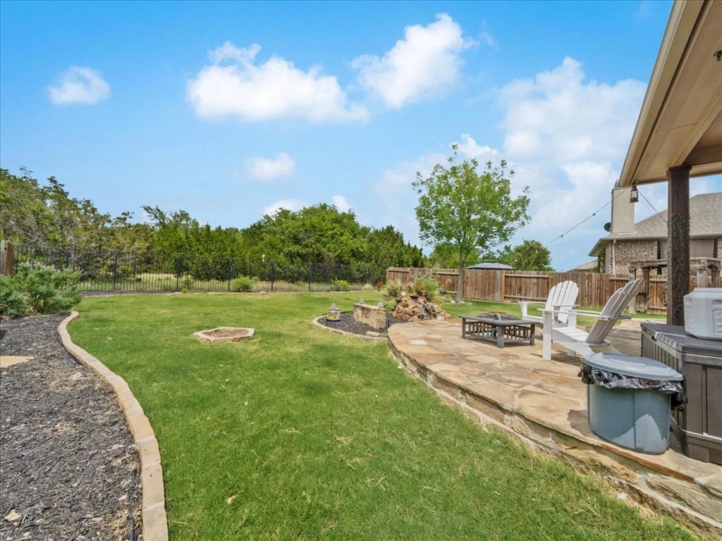 910 Wild Rose Dr Austin, TX 78737