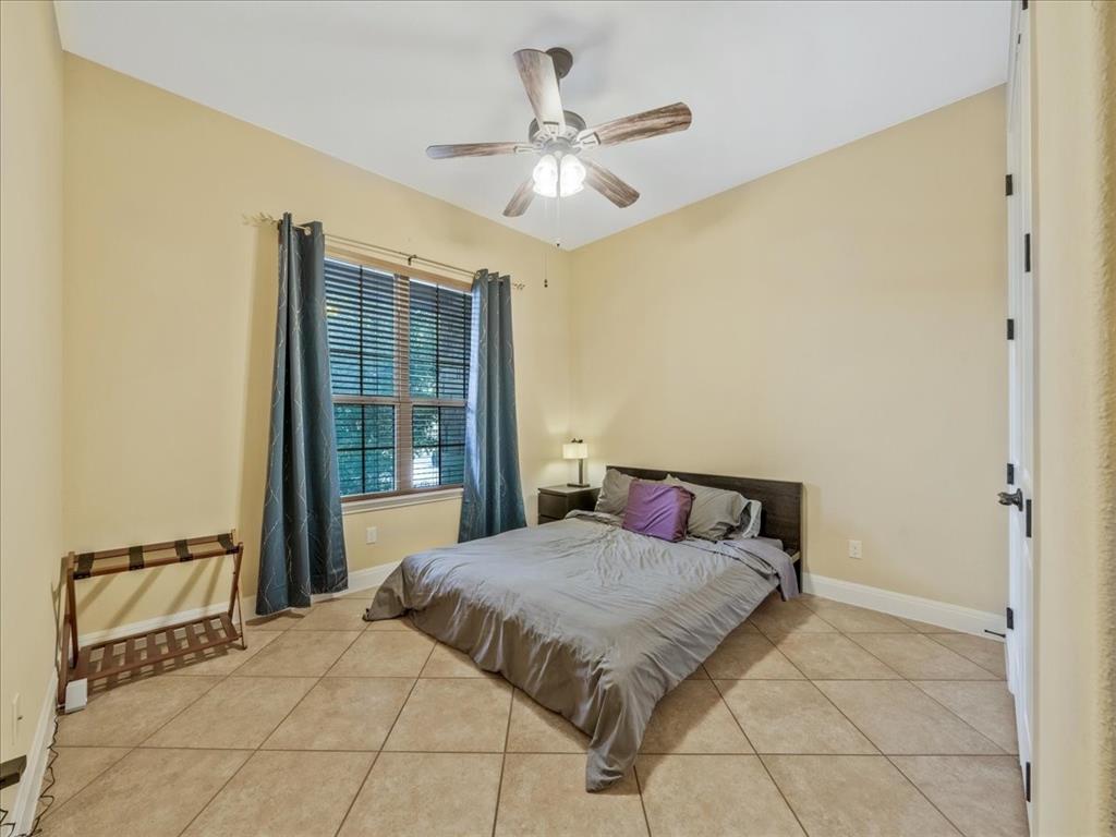 910 Wild Rose Dr Austin, TX 78737