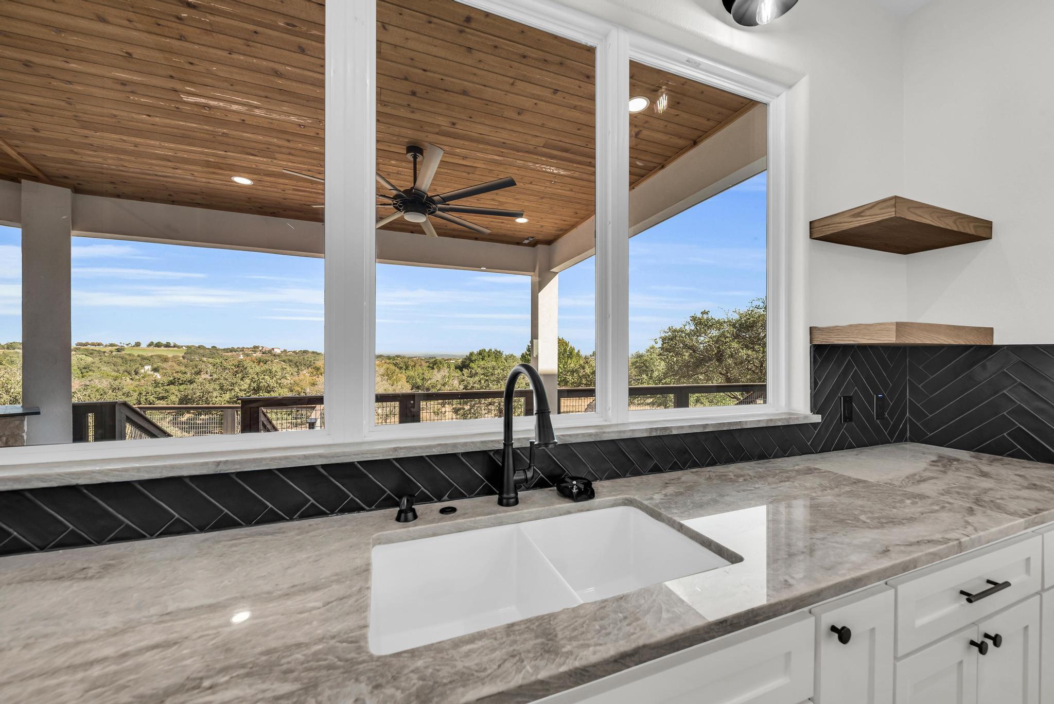 101 Silver Way Horseshoe Bay, TX 78657