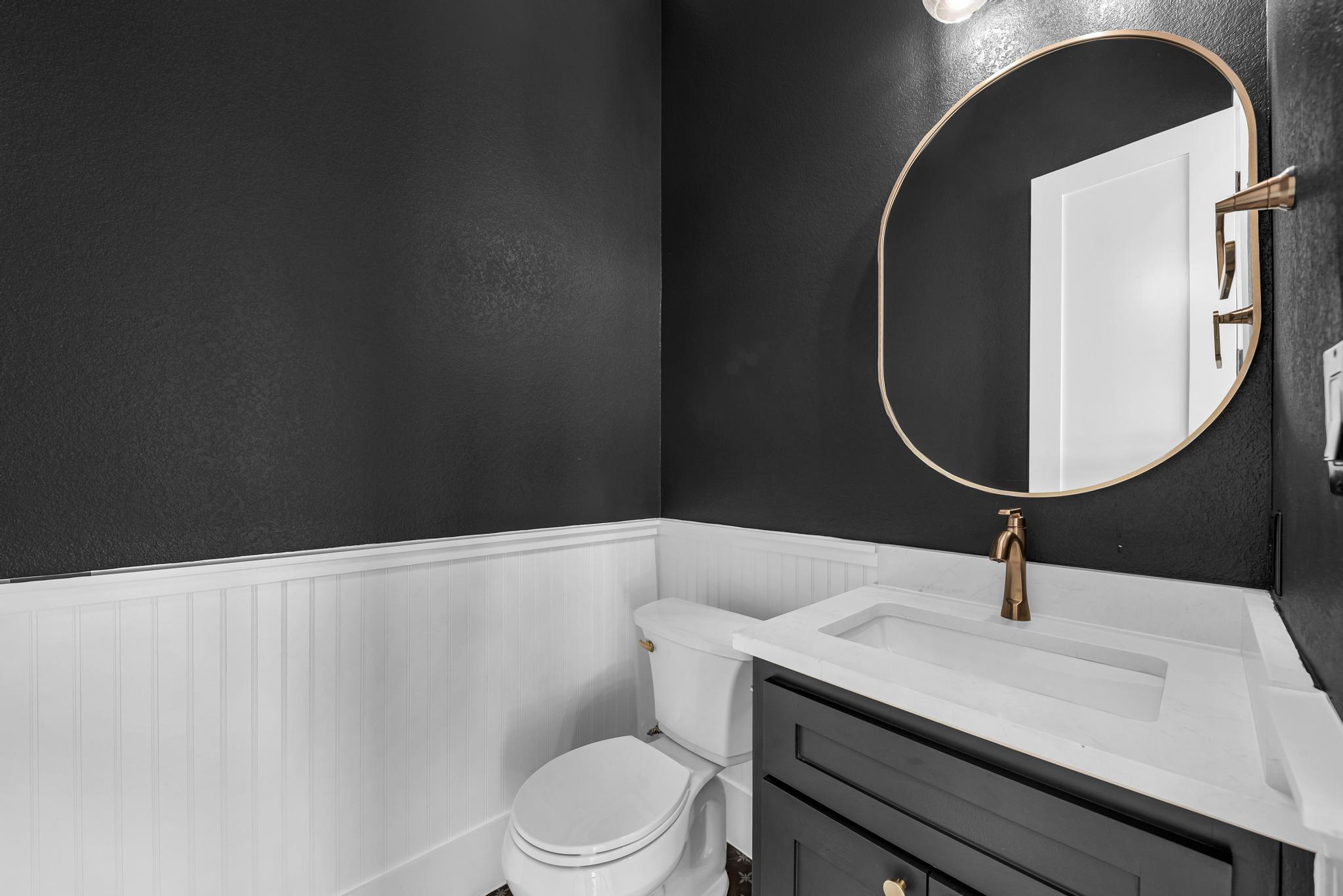 101 Silver Way Horseshoe Bay, TX 78657