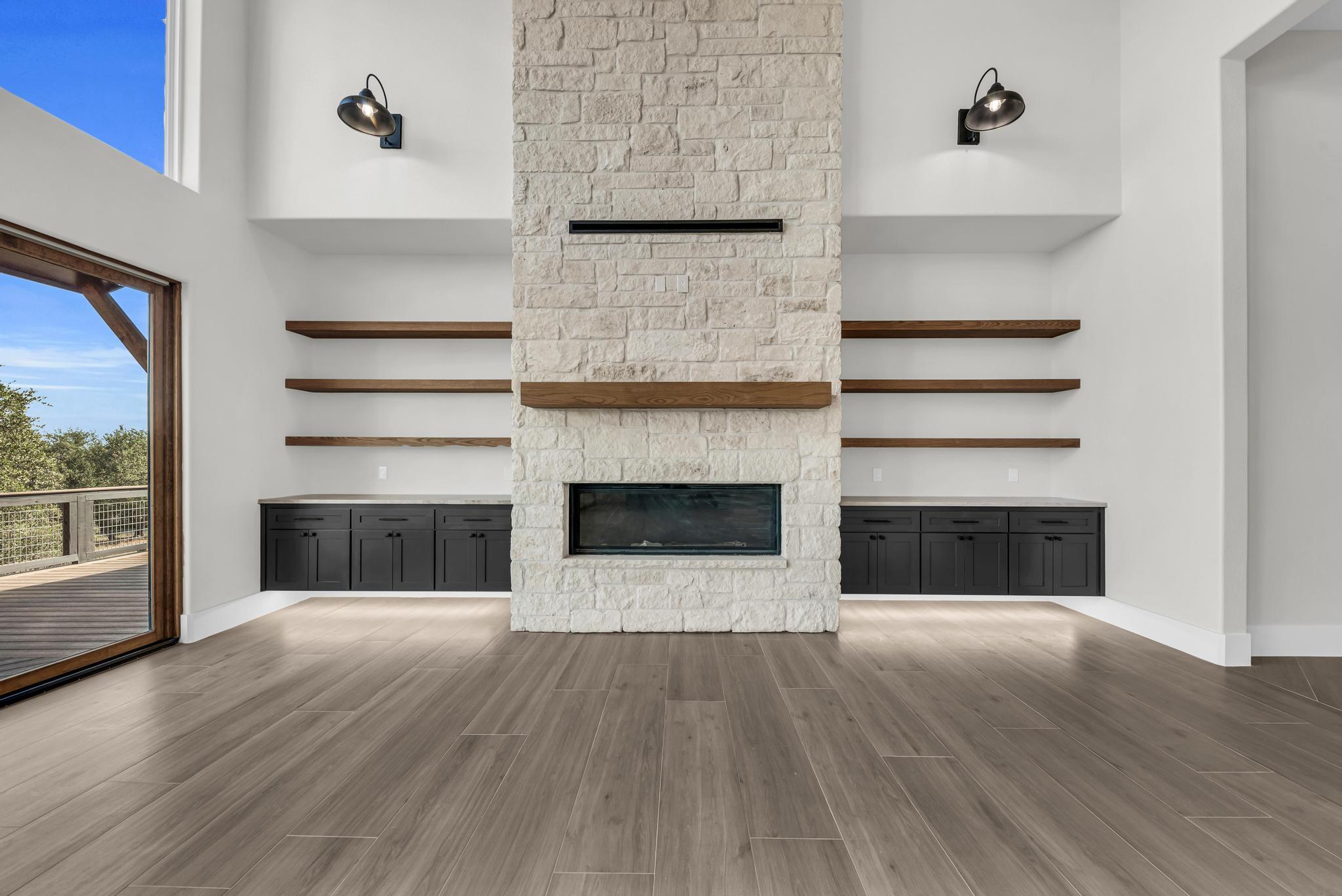 101 Silver Way Horseshoe Bay, TX 78657