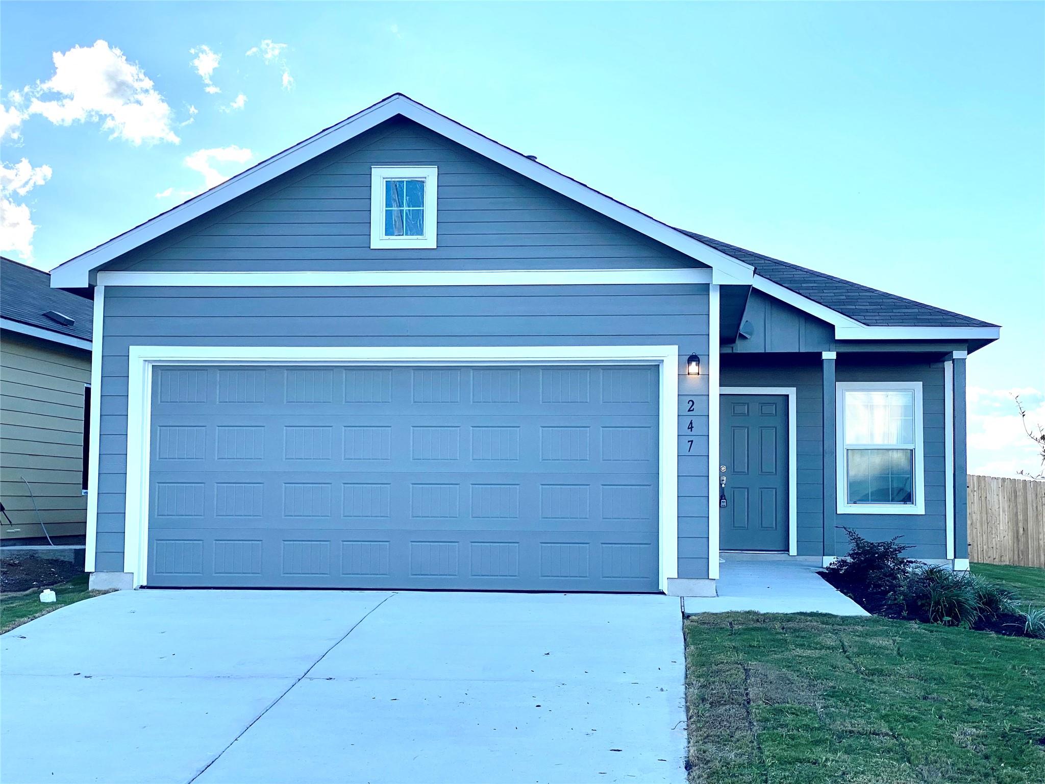 247 Mica Trl Maxwell, TX 78656