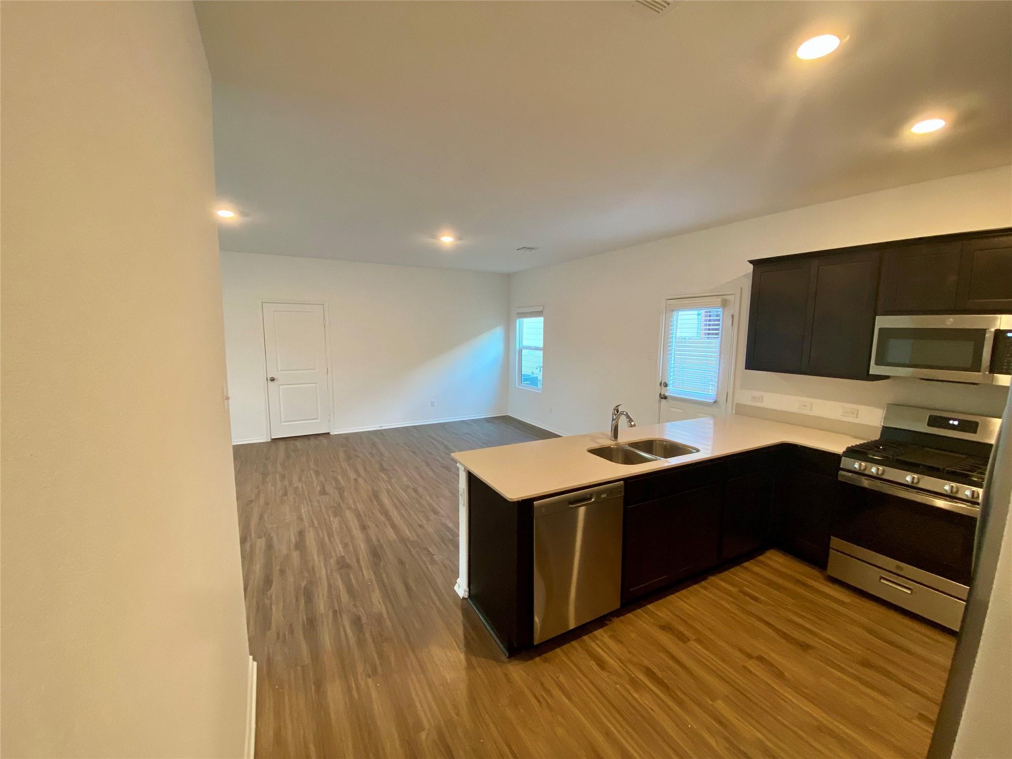 247 Mica Trl Maxwell, TX 78656